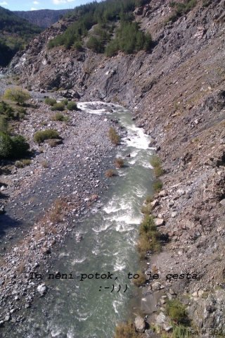 Albánií křížem krážem